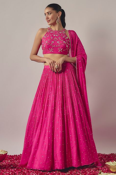 Fuchsia Pink Chinon Lehenga Set Design by WILDFLOWER BY KRISHNA at Pernia's Pop Up Shop 2024 Reka Bentuk Blaus, Lehenga Simple, Tiered Lehenga, Sleeveless Blouse Designs, Sangeet Outfit, Crop Top Lehenga, Simple Lehenga, Lehenga Pattern, Trendy Outfits Indian