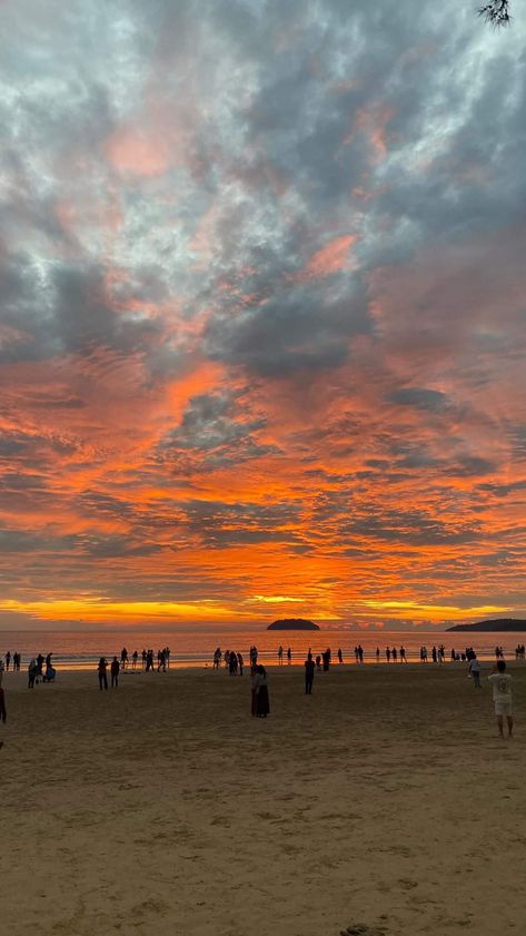 Tanjung Aru Beach, Malaysia Girl, Sabah Malaysia, Girly Images, Beach Sunset, Aesthetic Videos, Collage, Pins, Quick Saves