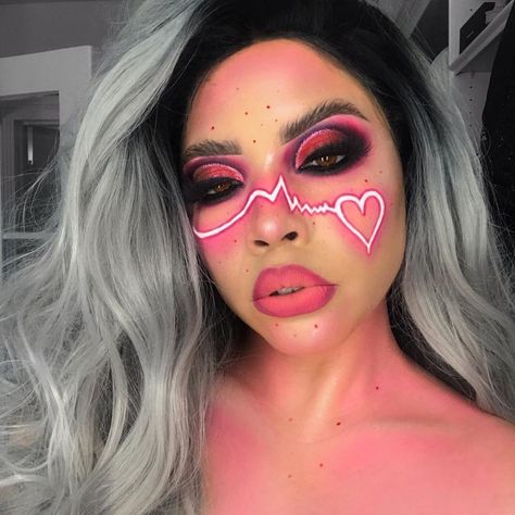 Pinky Rose®Cosmetics (@pinkyrosecosmetics) • Instagram photos and videos Valentines Day Makeup Creative, Valentine Makeup, Makeup Creative, Day Makeup Looks, Cute Halloween Makeup, Halloween Eye Makeup, Face Art Makeup, Valentines Day Makeup, Valentines Makeup