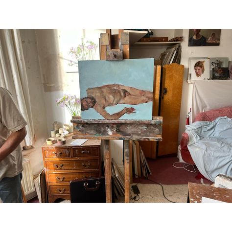 A good day spent with my pals @ishbelmyerscough @james_lloyd_artist and @simon_davis_painter painting Tom #lifepainting #lifedrawing #fromlife #studiolife #artiststudio #artistsoninstagram #londonartists #figurative James Lloyd, Painted Toms, Painter Painting, Life Drawing, Figurative, Artist Studio, Good Day, Painter, Quick Saves