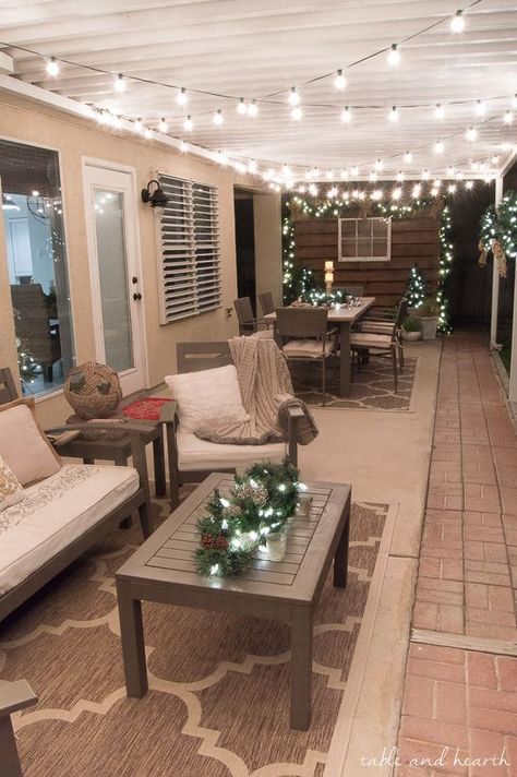 Interior Design Minimalist, Casa Patio, Backyard Living, Patio Lighting, Back Patio, Backyard Decor, Design Case, My New Room, Outdoor Christmas