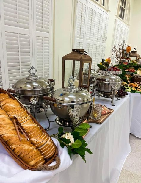 Wedding Soup Buffet, Soup Bar For Wedding, Southern Buffet Wedding, Wedding Soup Bar Receptions, Rehearsal Dinner Soup Bar, Soup Buffet Ideas Wedding Reception, Soup Display Ideas, Fall Wedding Soup Bar, Food Table Decorations Buffet Ideas Wedding Reception