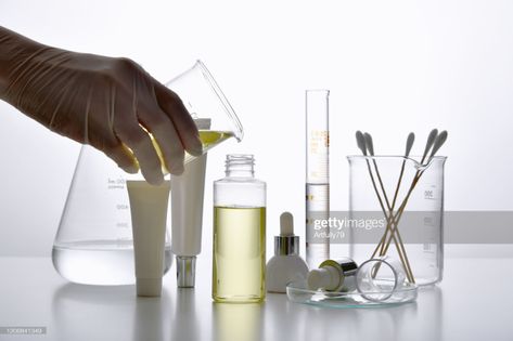 Stock Photo : Dermatologist formulating and mixing pharmaceutical skincare, Cosmetic bottle containers and scientific glassware, Research and develop beauty product concept. Skincare Formulation Lab, Cosmetic Science Aesthetic, Formulation Cosmetic, Cosmetic Chemistry Aesthetic, Pharmaceutical Aesthetic, Skincare Laboratory, Beauty Laboratory, Cosmetic Laboratory, Laboratory Aesthetic