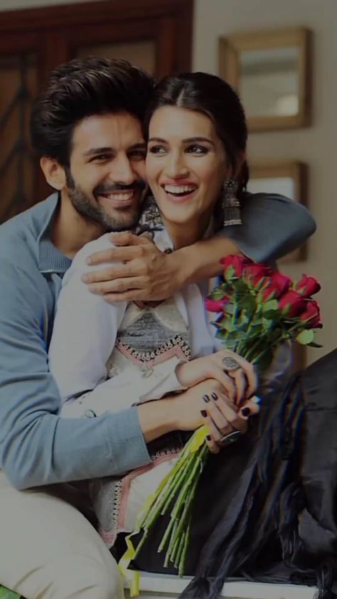 Bf Pics, Pose Prewedding, Bollywood Images, Kartik Aaryan, Wedding Photoshoot Props, W Two Worlds, Wedding Photoshoot Poses, Gf Bf, Bollywood Couples