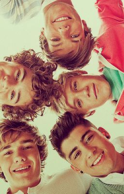 My friend who is totally "against" One Direction just told me that... "Zayn Malik is Hot" and that "Taken is a good song"... not much longer for her Gambar One Direction, One Direction Images, 1d Funny, One Direction Wallpaper, One Direction Photos, One Direction Pictures, James Horan, I Love One Direction, X Factor