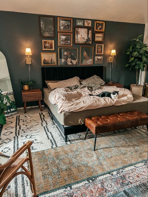 Cottagecore Bedroom Black Furniture, Cool Home Designs, Eclectic Bedroom Inspirations, Cuartos Ideas, Virginia House, Post Divorce, Jungle Room, Dark Home Decor, Bedroom Decor Cozy