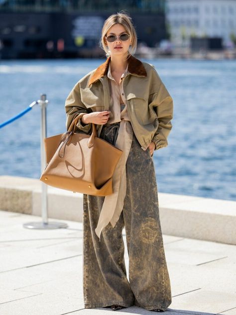 The best street-style from Copenhagen Fashion Week Copenhagen Street Style Spring, Fw25 Trends, 2024 Fall Street Style, Winter Streetstyle, Sand Copenhagen Women Fashion, Copenhagen Winter Style, Copenhagen Fashion, Copenhagen Street Style Winter 2024, Nordic Fashion