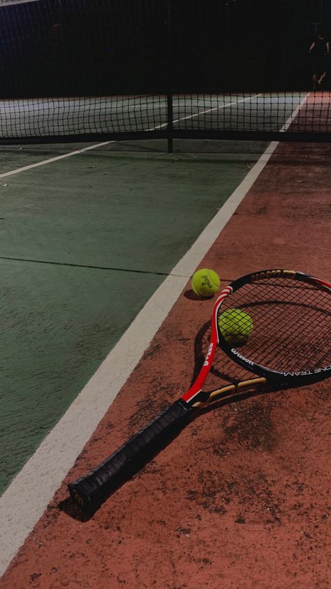 tennis court at night aesthetic Tennis Night Aesthetic, Lawn Tennis Wallpaper, Tennis Widgets, Tennis Men Aesthetic, Tennis Core Aesthetic, Lawn Tennis Aesthetic, Tennis Aesthetic Men, Tennis Wallpaper Iphone, Tennis Wallpaper Aesthetic