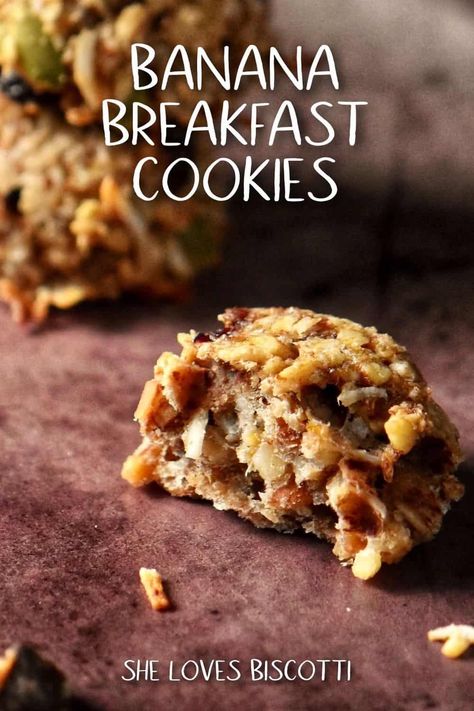 Easy Oatmeal Banana Breakfast Cookies Oatmeal Banana Breakfast, Banana Breakfast Cookies, Trail Mix Ingredients, Banana Oatmeal Cookies Healthy, Oatmeal Cookie Recipes Healthy, Recipe For Oatmeal, Banana Nut Oatmeal, Banana Breakfast Cookie, Granola Cookies