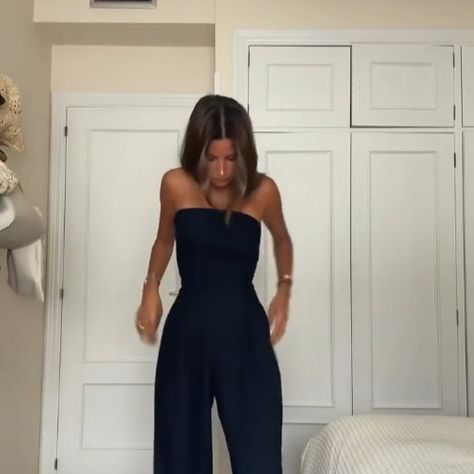 Gorgeous Style: The Abigail Black Jumpsuit https://by-moon.com/collections/women-catalog/products/abigail%E2%84%A2-black-jumpsuit Step into effortless elegance with our Black Jumpsuit, a must-have piece for any wardrobe. Whether you're dressing up for a night out or keeping it casual, this jumpsuit offers the perfect blend of style and comfort. Black Jumpsuit Outfit Night, Black Jumpsuit Outfit, Gorgeous Style, Jumpsuit Outfit, Dressing Up, Effortless Elegance, Professional Outfits, Black Jumpsuit, Night Outfits