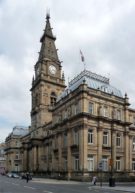 Architecture Reference Building, Building References Architecture, Uk Buildings, 1930s Architecture, Perspective Building, Cool Buildings, Neoclassical Building, Library Building, Architecture Photography Buildings