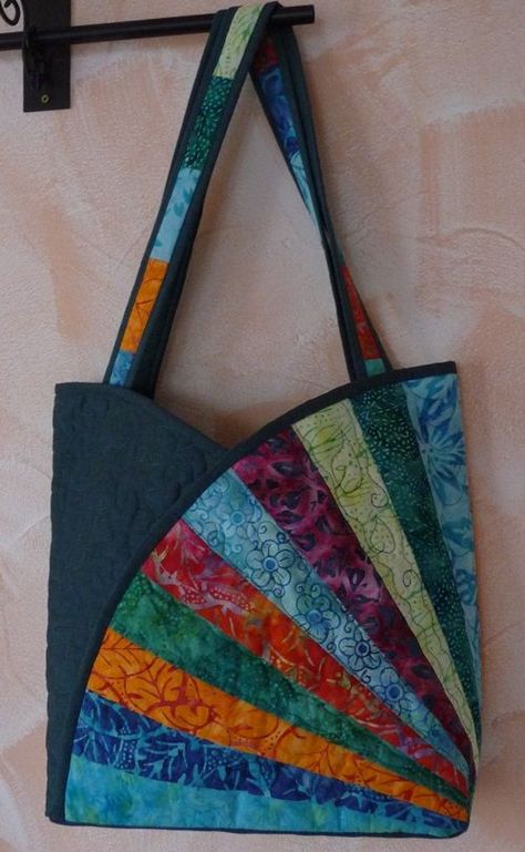 Tas Denim, Desain Tote Bag, Tas Fashion, Tote Bags Sewing, Fabric Purses, Sewing Purses, Quilted Totes, Patchwork Fabric, Patchwork Bags