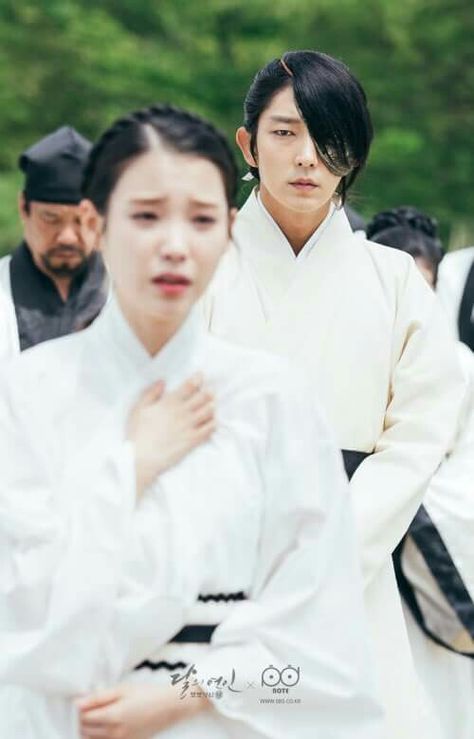 Prince Wang so and Hae soo ❤ Moon Lovers Quotes, Iu Moon Lovers, Scarlet Heart Ryeo Wallpaper, Moon Lovers Drama, Moon Lovers Scarlet Heart Ryeo, Moorim School, Scarlet Heart Ryeo, Wang So, Kang Ha Neul