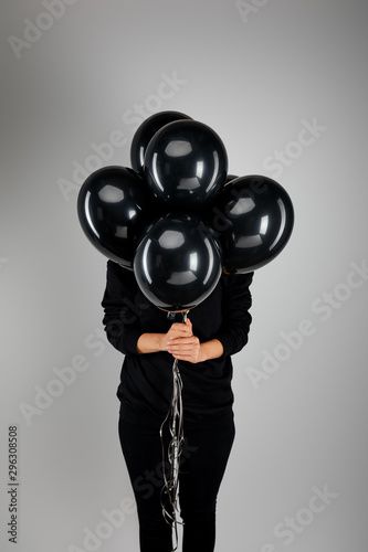 Black Friday Photoshoot, Face Holding, Black Balloons, Product Photography, Black Friday, Balloons, Stock Images, Stock Photos, Grey