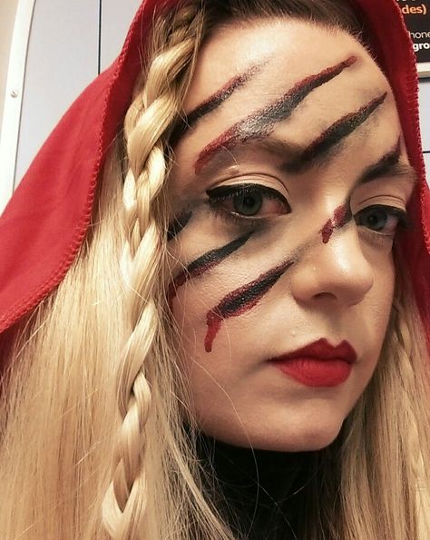 Red Riding Hood Hairstyles, Scary Red Riding Hood Makeup, Halloween Red Riding Hood, Little Red Riding Hood Makeup, Riding Hood Makeup, Red Riding Hood Makeup, Red Riding Hood Halloween, Holloween Costumes, Riding Hood Costume