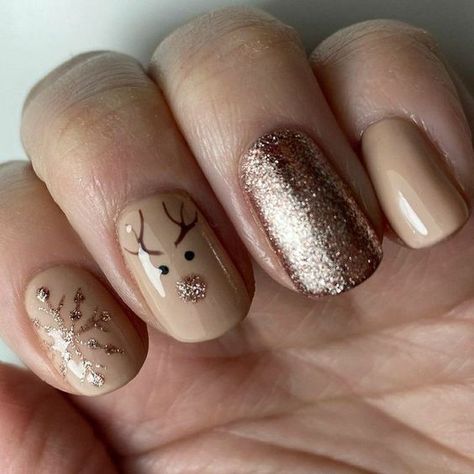 #BEAUTY, #RELATIONSHIPS #Fashion #Animals #Outfits #Winter Outfits #Animals Christmas Nails Easy, Christmas Gel Nails, Makijaż Smokey Eye, Cute Gel Nails, Nagel Inspo, Cat Kuku, Xmas Nails, Dipped Nails, Short Acrylic Nails