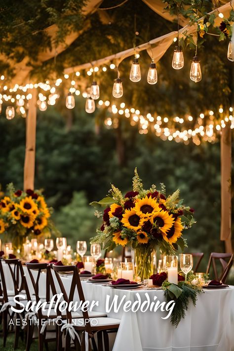 Outdoor Wedding Ideas Country, Winter Wedding Sunflowers, Rustic Fall Wedding Sunflowers, Sunflower Backyard Wedding, Backyard Wedding Sunflowers, Sunflowers Fall Wedding, Rustic Wedding Decor Sunflowers, Fall Wedding Ideas Sunflowers, Wedding Aesthetic Rustic