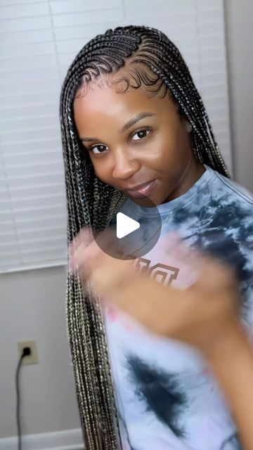 Small Braids Large Parts, 27/613 Braids, Middle Part Box Braids, 613/27 Braids, 613 Braids, Xpressions Braiding Hair, Hair Braid Designs, Outre Hair, Caption Instagram