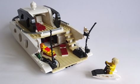 Lego Yacht, Lego Furniture Ideas, Room With Tv, Tv Kitchen, Pool Bedroom, Yacht Luxury, Lego Furniture, Lego Ideas, Luxury Yachts