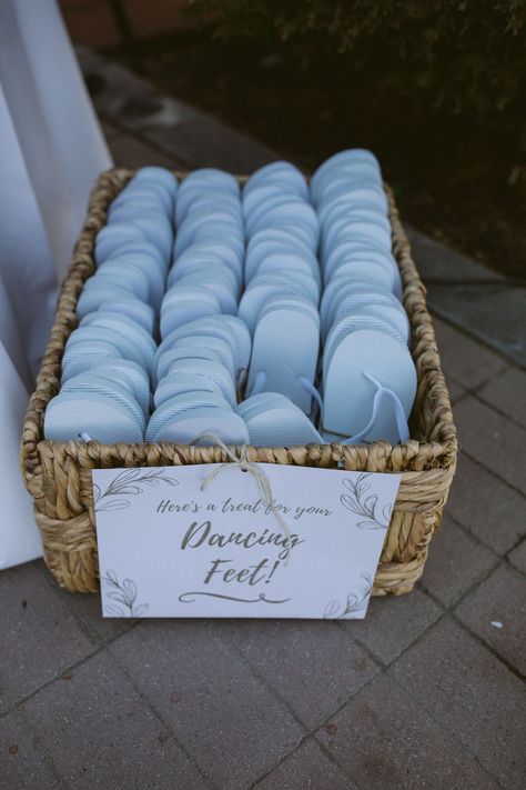 Where there's a beach wedding, there had better be flip-flops! 🎶💃🕺 It's good to see couples anticipating the needs of their guests. If you've got a dancing crowd, a basket of these babies will make your guests jump for joy! . We've got tons of other tips and tricks for the PERFECT party. Reach out today to find out how to make your special event one to remember! . . . Photo: @ashdubsphoto Coordination: @ivorystoneeventco Dj: @billcalhoundj Give Aways Wedding, Outdoor Dance Floors, Wedding Reception Favors, Wedding Flip Flops, Lowcountry Wedding, Boda Mexicana, Diy Vintage, Here Comes The Bride, Trendy Wedding