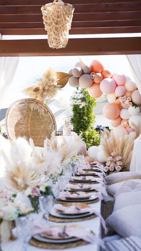 Bohemian Party Ideas Decoration, Boho Sweet 16 Ideas Birthday Parties, Boho 16th Birthday Party Ideas, Rustic Birthday Party Ideas For Women, Bohemian Birthday Party Decoration, Bohemian Theme Party Decoration, Boho Party Decorations Bohemian, Elegant Birthday Party Decorations, Bohemian Theme Party