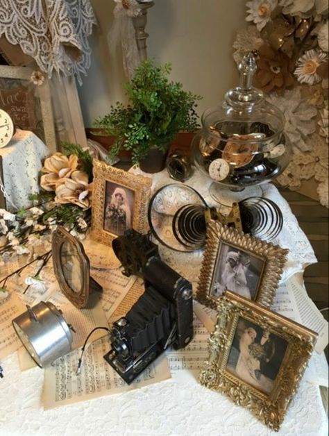 Vintage Wedding Memorial Table, Anniversary Party Memory Table, Vintage Camera Wedding Decor, Simple Vintage Centerpieces, Vintage Wedding Table Settings Round, Vintage Guest Book Table For Wedding, Vintage Camera Centerpiece, Take As Old As Time Wedding, Thrifted Antique Wedding