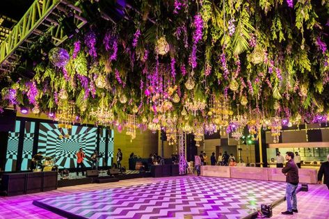 Wedding Sangit Decoration, Open Air Sangeet Decor, Sangit Night Decorations, Sangeet Setup Stage Decorations, Sangeeth Decors Outdoor, Decoration For Sangeet, Outdoor Sangeet Decor Night, Disco Sangeet, Sangeet Decoration Stage Outdoor