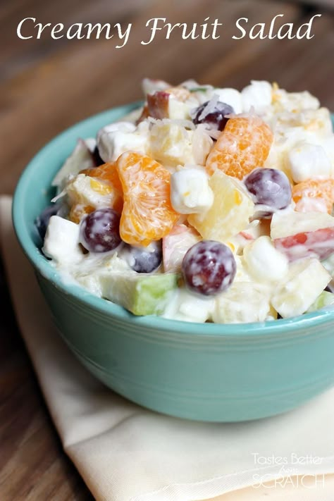 I have rounded up some of the best Simple Salad Recipes that you can bring to your next get together that everyone will enjoy. Sauce For Fruit Salad, Sauce For Fruit, Creamy Fruit Salad Recipe, Creamy Fruit Salad, Salad Coleslaw, Creamy Fruit Salads, Fruit Salad Recipe, Sour Cream Sauce, Dessert Aux Fruits