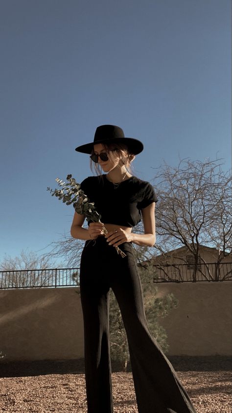 Wide brimmed hat, flare pants, bell bottoms, west, arizona Wide Brimmed Hat Outfit, Black Brim Hat Outfits, Black Wide Brim Hat Outfit, Wide Brim Hat Outfit Summer, Brimmed Hat Outfit, Wide Brim Hat Outfit, Brim Hat Outfit, Fall Hat Outfits, Hat Outfit Summer