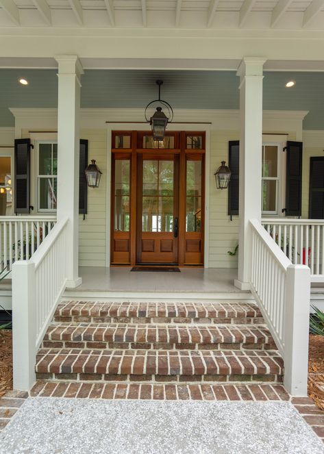 Southern Farmhouse Exterior, Southern Farm House, Lowcountry Farmhouse, Low Country House Plans, Southern Front Porch, Low Country House, Low Country Homes, Brick Porch, Southern Farmhouse