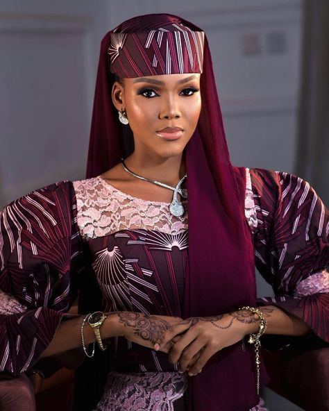 15 Beautiful Fulani/Hausa Head wrap Styles / MÉLÒDÝ JACÒB Hausa Ankara Gele, Arewa Hausa Ankara Gown Styles, Nigerian Head Wrap Styles, Gele Styles Head Wraps, Nigerian Gele Head Wraps, Nigerian Head Wrap, Hausa Styles, Hausa Ankara Styles, Hausa Ankara Gown Styles