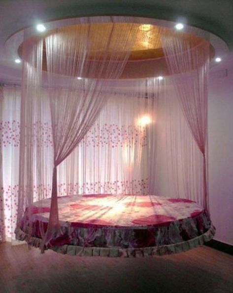 built into ceiling retractable beds for small rooms Unusual Beds, Unique Bed Design, Reka Bentuk Bilik Tidur, Circle Bed, Creative Beds, Hiasan Bilik Tidur, Drapes And Curtains, Bilik Idaman, Round Bed