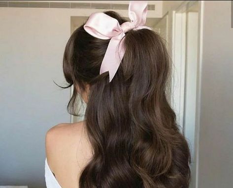 Peinados Coquette, Fesyen Rambut, Kawaii Hairstyles, Ribbon Hairstyle, Peinados Fáciles Para Cabello Corto, Tapeta Pro Iphone, Dream Hair, Aesthetic Hair, Fesyen Wanita