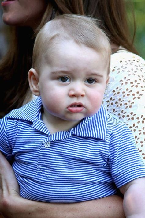 Prince George's Chubby Cheeks - Royal Baby Pictures Prince George Funny, Prince George Clothes, Prince George Baby, Prince George Photos, Prince George British Columbia, Prinz George, Pictures Of Prince, Prince George Alexander Louis, Prince Georges