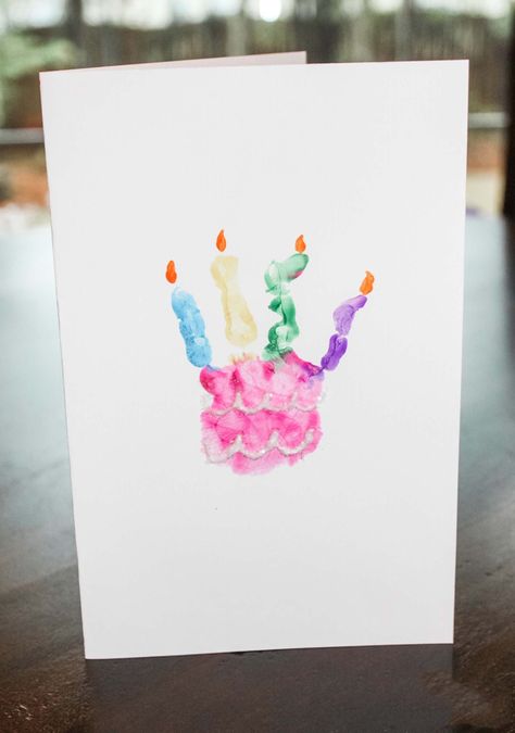 Funny Mom Birthday Cards, Birthday Cards To Print, Fingerprint Crafts, Grandma Birthday Card, Cool Birthday Cards, Baby Handprint, Homemade Birthday, Birthday Card Craft, Homemade Birthday Cards