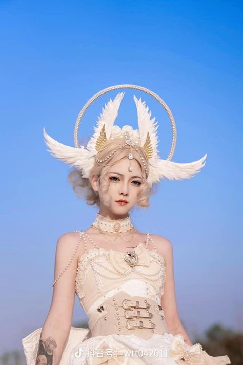 Pocky on X Angel Ideas Halloween, Fantasy Creature Costume, Angel Wings Headpiece, Biblically Accurate Angel Cosplay, Biblical Angel Costume, Angel Outfit Costume, Angel Inspired Outfits, Wings On Head, Cherub Costume