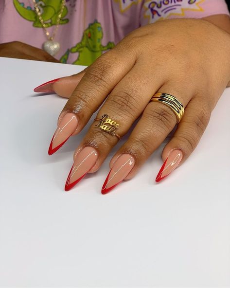 Red Tip Nails, Almond Shaped Nails Designs, Red Stiletto Nails, Almond Nails French, Stilleto Nails Designs, Stiletto Nail Art, Short Gel Nails, Classy Nail Designs, Feeling Well