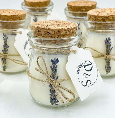 Lavender Favors Wedding, Cute Wedding Thank You Gifts, Candle As Wedding Favor, Guest Party Favors Wedding, Wedding Gifts To Guests, Cottage Core Wedding Favors, Personalized Candles Wedding, Wedding Favors Lavender, Lavender Wedding Favors For Guests