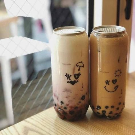 Boba Cups, Bubble Tea Flavors, Food Business Ideas, Bubble Tea Boba, Boba Drink, Bubble Milk Tea, Pretty Tea Cups, Delicacy Food, Sweet Drinks