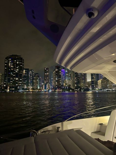 Yacht Night Aesthetic, City Aesthetic Miami, Miami Rich Aesthetic, Yacht In Miami, Florida Night Aesthetic, Miami Yacht Aesthetic, Miami City Night, Miami Night Aesthetic, Yacht At Night