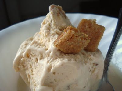 caramel graham cracker ice cream • One Lovely Life Graham Cracker Ice Cream, Ice Cream Sauce, Ice Cream Bread, Banana Bread Cookies, Caramel Ice Cream, Ice Cream At Home, Ice Cream Popsicles, Best Ice Cream, Make Ice Cream