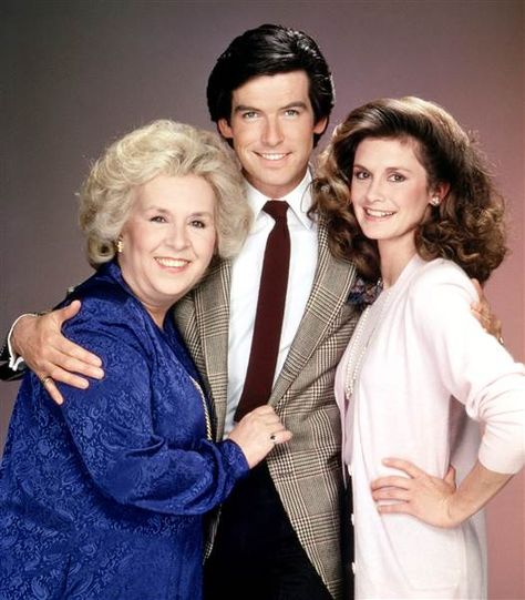 Stephanie Zimbalist, Tv Moms, Sean Leonard, Classic Television, Pierce Brosnan, Great Tv Shows, Old Tv Shows, Vintage Tv, Old Tv