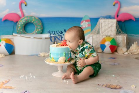 Summer Theme Cake Smash, Summer Cake Smash Boy, Beach Cake Smash, Cake Smash Boy, Themed Cake Smash, Mickey Mouse Birthday Theme, Beach Themed Cakes, Bday Photoshoot, Beach Cake