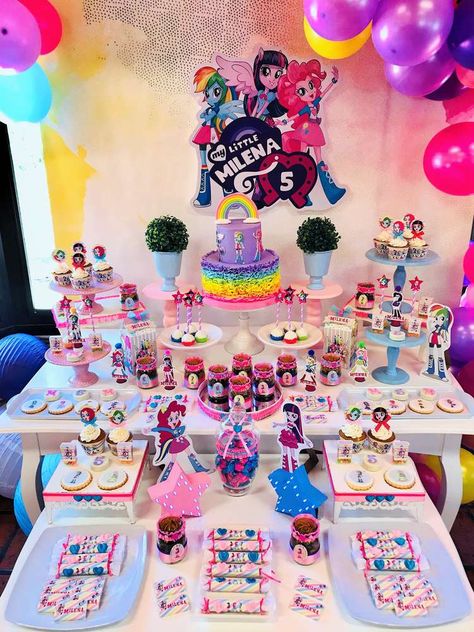 My Little Pony Birthday Party Ideas, My Little Pony Party Ideas, Equestria Girls Birthday Party, Mlp Birthday, Pony Birthday Party Ideas, Equestria Girls Party, Mlp Party, Sparkle Birthday Party, Sparkle Birthday