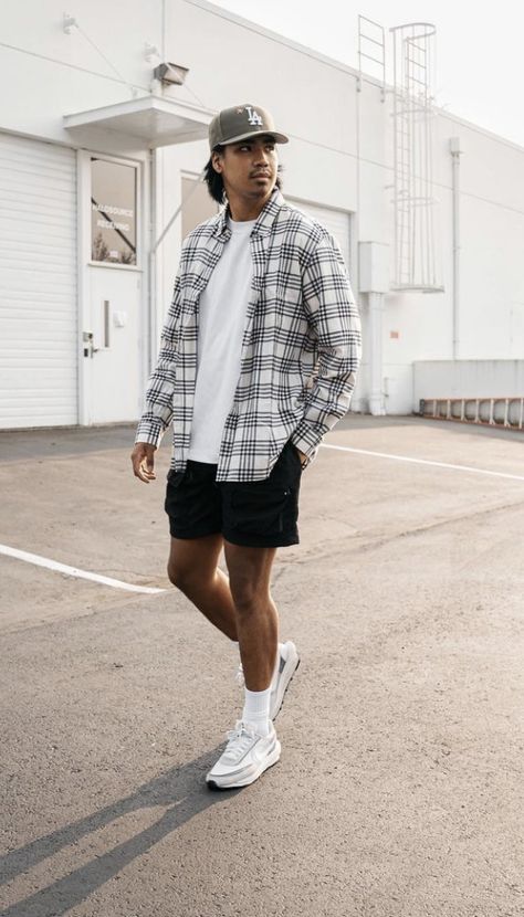 2023 Mens Casual Outfit, Mens Work Wear Construction, Big Man Streetwear, Men 2023 Fashion Summer, Guy Spring Outfits, Mens Summer Night Outfit, Male Outfit Ideas Summer, San Diego Outfits Men, Flannel With Shorts Outfits Men