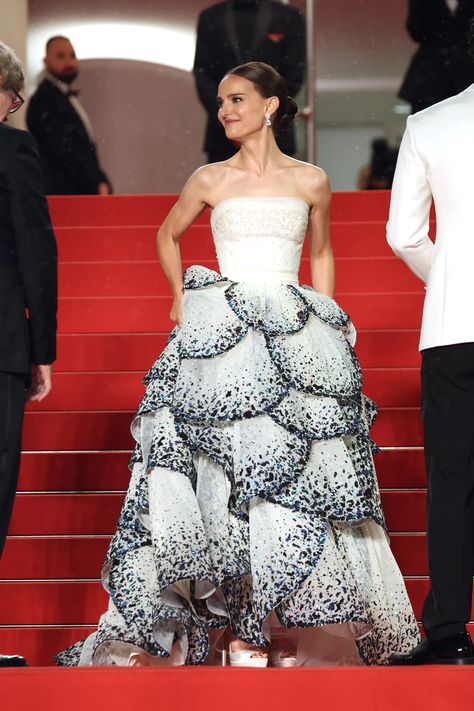 Natalie Portman Dior, Christian Dior Gowns, Cannes 2023, Dior Gown, Versace Gown, Cannes Red Carpet, Natasha Poly, Dior Dress, Anja Rubik