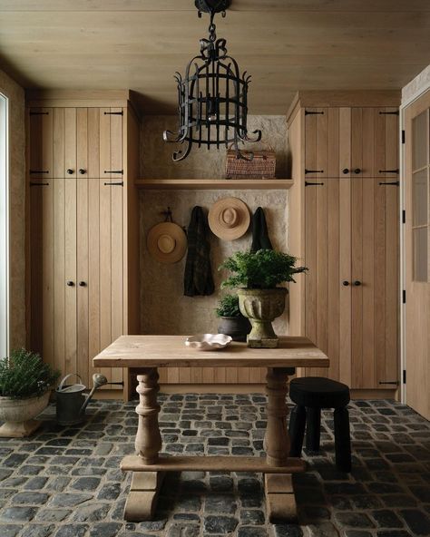 Allison Willson Design (@allisonwillson) • Instagram photos and videos Mudroom Wall Ideas, Simple Mudroom, Mudroom Entryway, Stone And Wood, Mudroom Design, Flooring Materials, Stone Flooring, Saturday Morning, Wood Cabinets