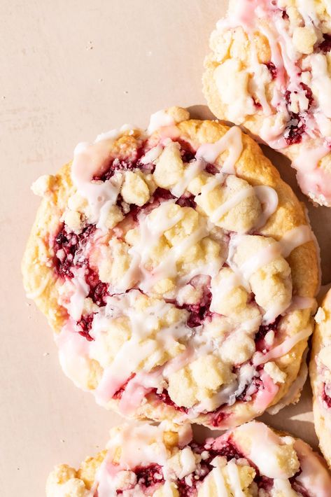 Raspberry Streusel Pastry (German Breakfast Pastry)