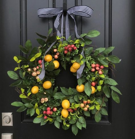 Black Front Door, Porch Wreath, Driven By Decor, Lemon Wreath, Summer Door Wreaths, Porte Decorate, Boxwood Wreath, Black Door, Summer Wreaths