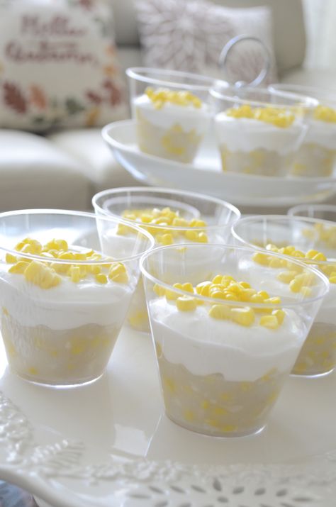 Thai Tapioca Pudding, Thai Tapioca Dessert, Thai Deserts Recipes, Lao Dessert, Thai Deserts, Laos Desserts, Thai Desert, Jello Pudding Desserts, Asian Deserts